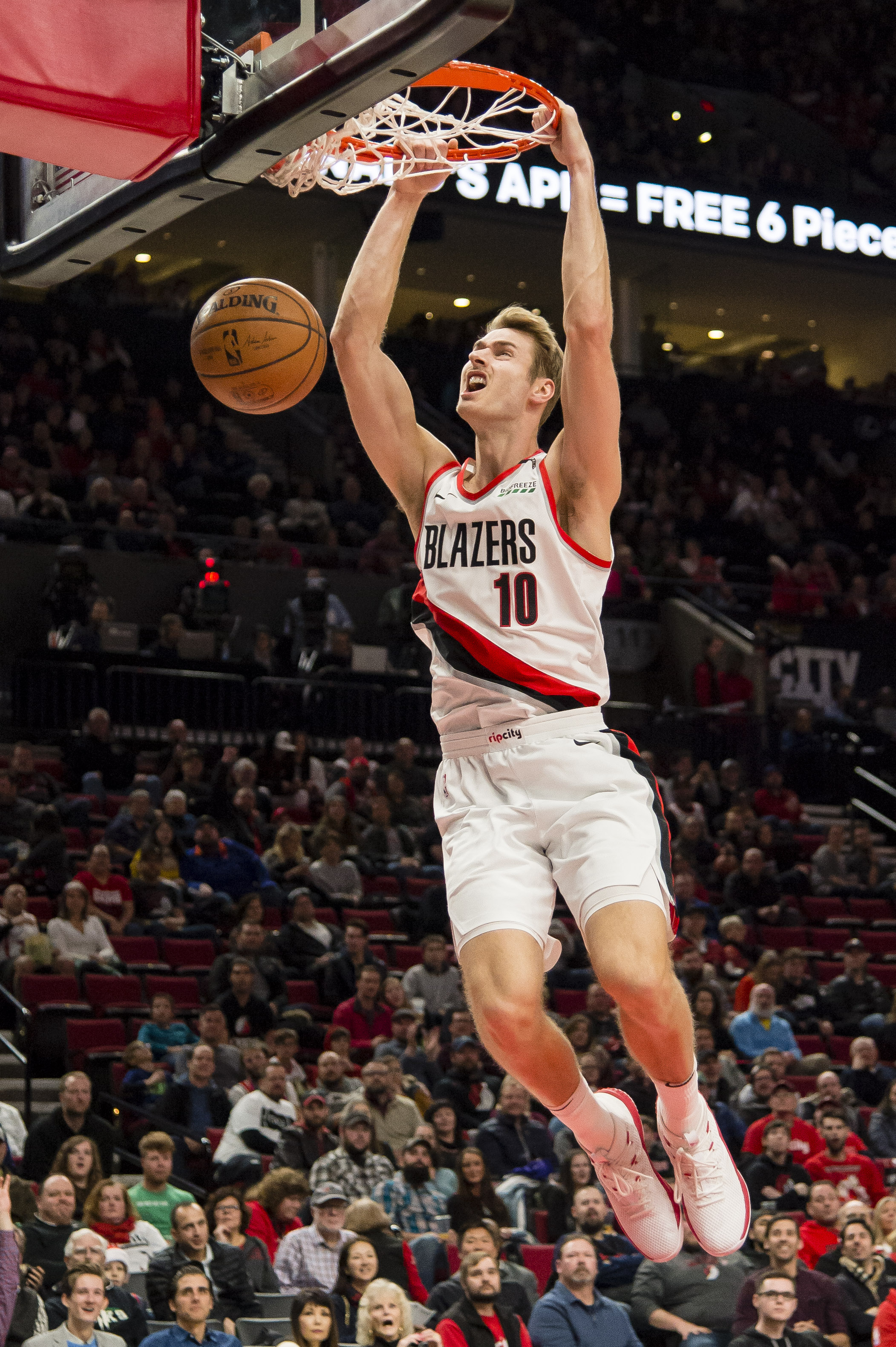 公开讨论的 公开讨论的